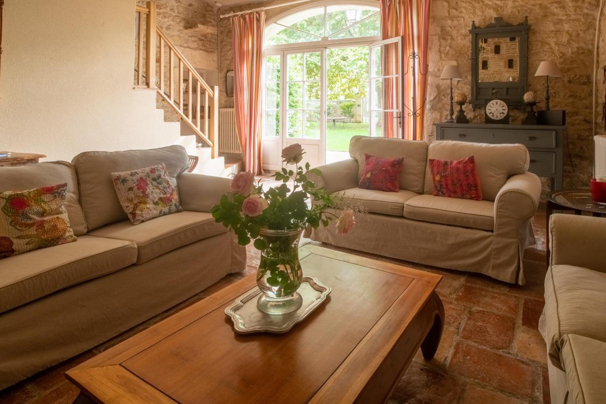 Hotel Et Appartements Domaine Des Clos - Teritoria Beaucaire  Eksteriør billede