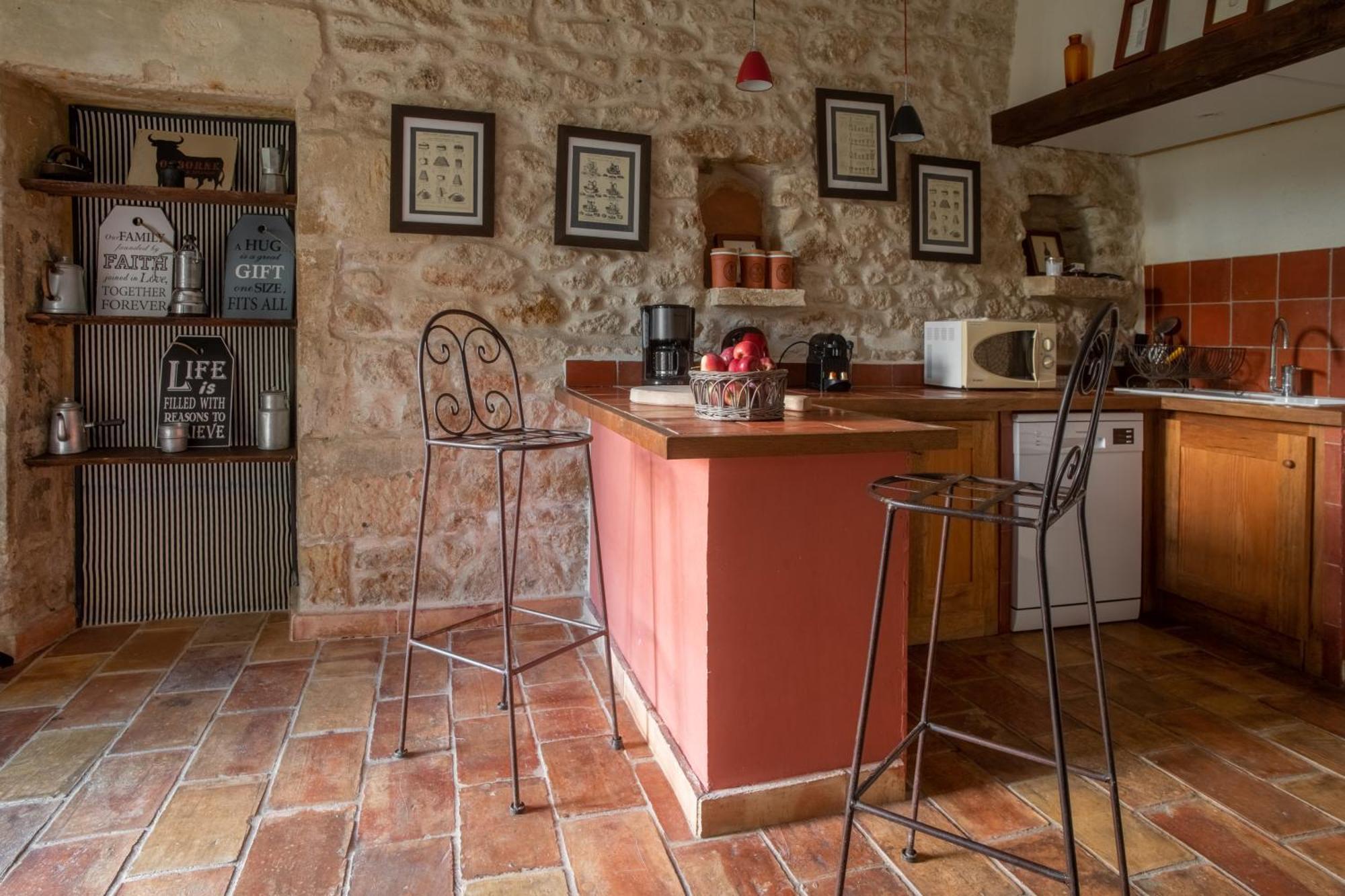 Hotel Et Appartements Domaine Des Clos - Teritoria Beaucaire  Eksteriør billede