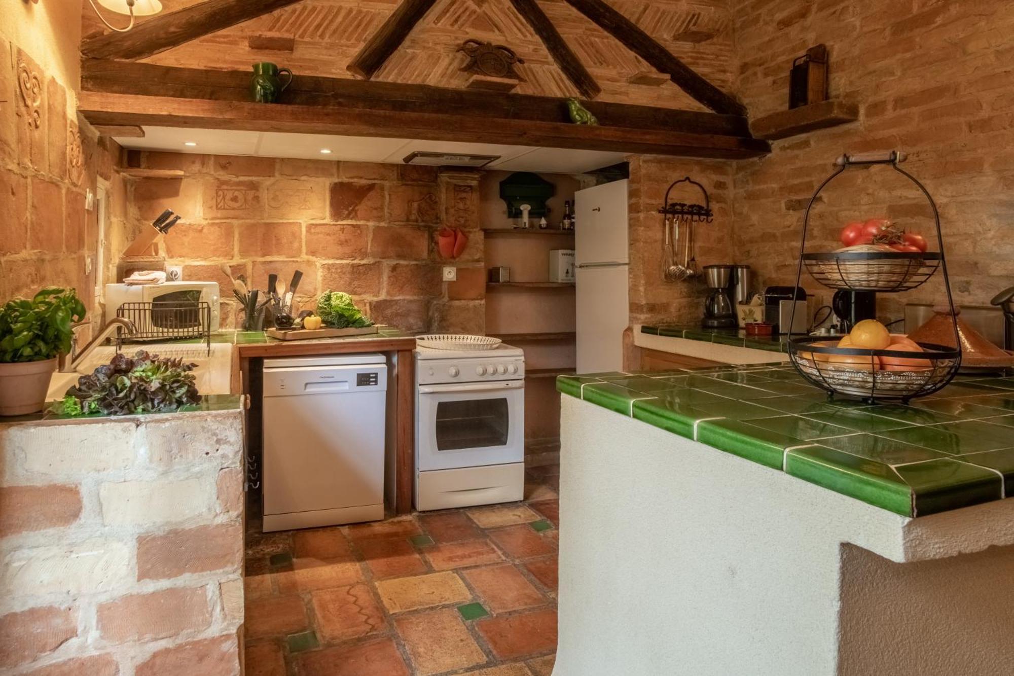 Hotel Et Appartements Domaine Des Clos - Teritoria Beaucaire  Eksteriør billede
