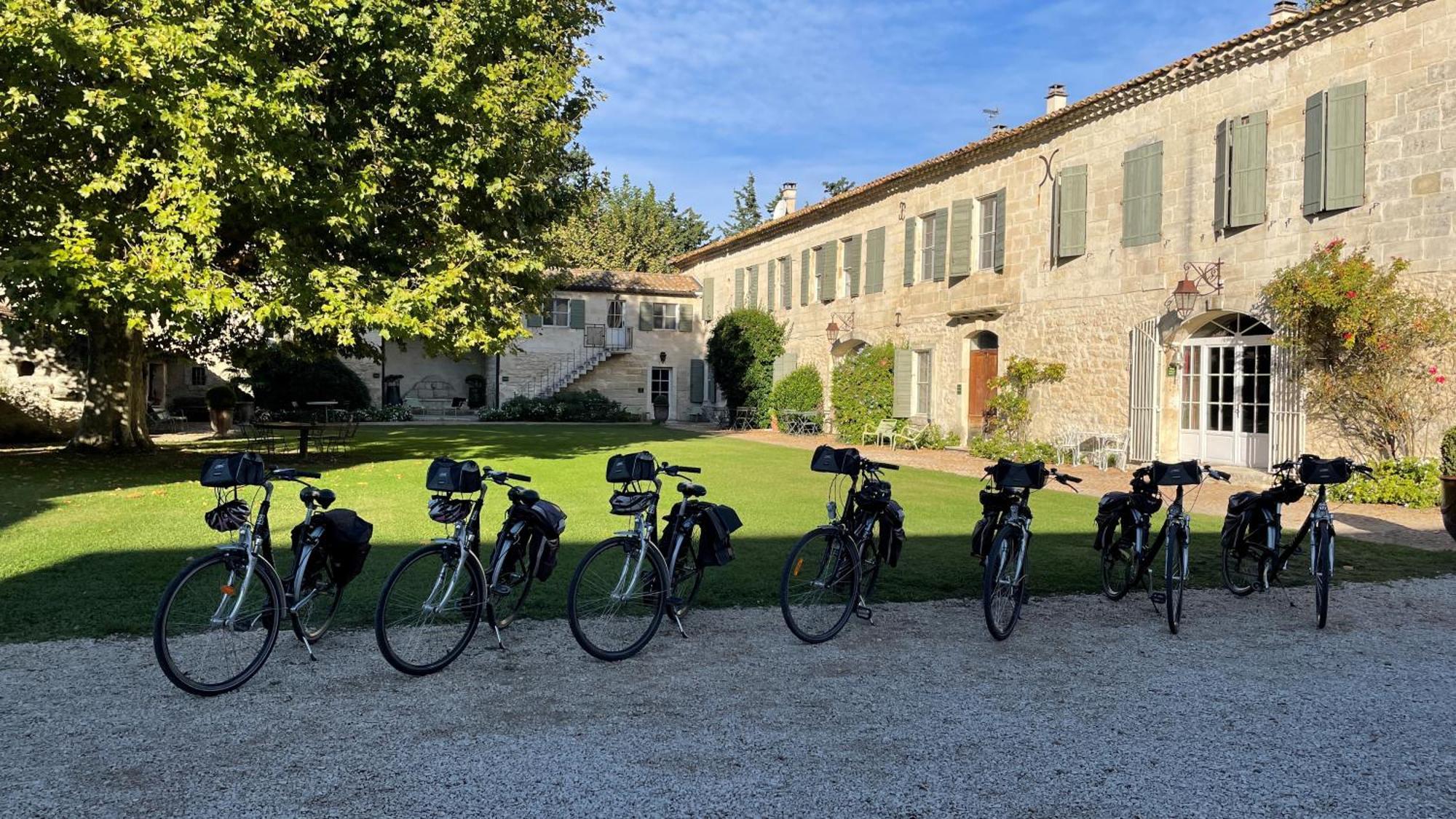 Hotel Et Appartements Domaine Des Clos - Teritoria Beaucaire (Gard) Eksteriør billede